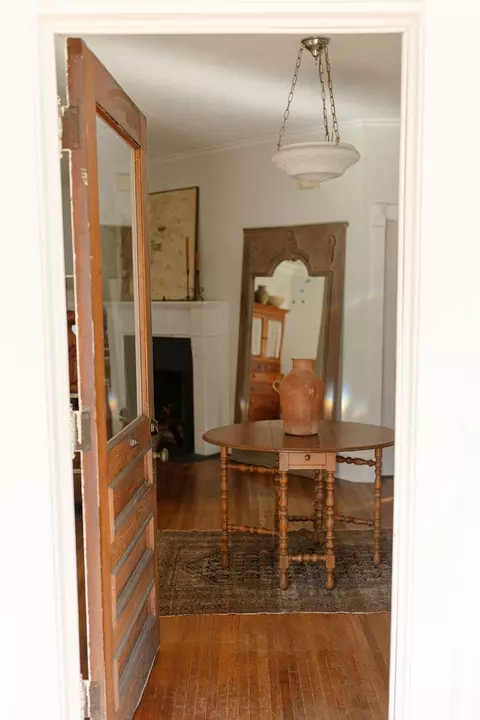 Entry Way - 408 N Spring St, Elgin, IL 60120 photo 3 of 13