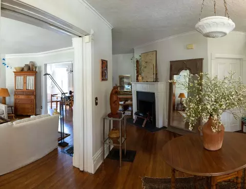 Entry Way - 408 N Spring St, Elgin, IL 60120 photo 6 of 13