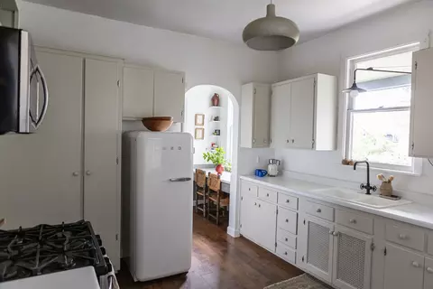 Kitchen - 408 N Spring St, Elgin, IL 60120 photo 4 of 5