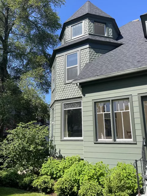 Exterior - 408 N Spring St, Elgin, IL 60120 photo 6 of 13