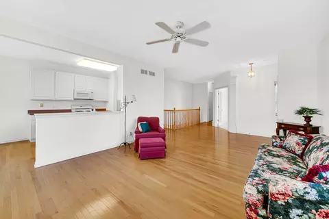 9 Brixton Ct, Algonquin, IL 60102 photo 4