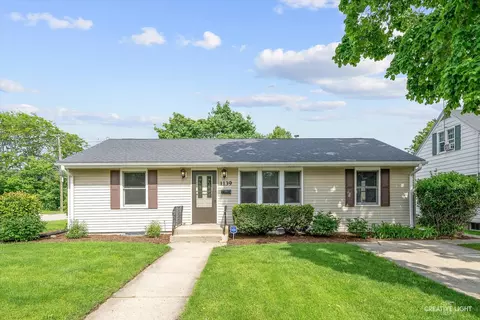 1139 Sherwood Ave, Elgin, IL 60120