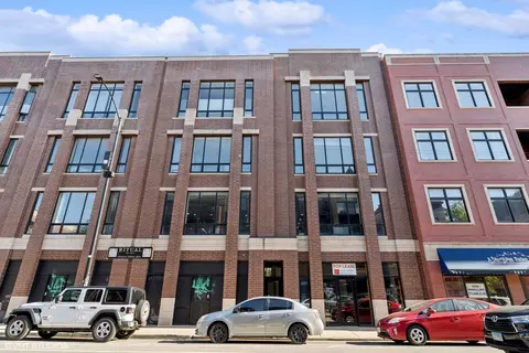 2239 W North Ave #2A, Chicago, IL 60647