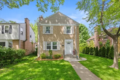 8244 Karlov Ave, Skokie, IL 60076