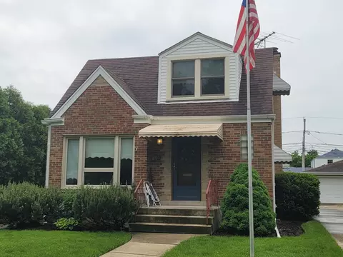 4907 Birchwood Ave, Skokie, IL 60077