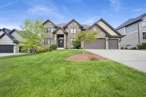 17608 Orland Woods Ln, Orland Park, IL 60467
