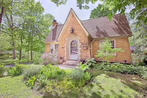 39450 N North Ave, Beach Park, IL 60099