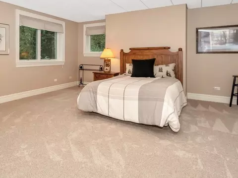 Bedroom - 20937 Wolf Rd, Mokena, IL 60448 photo 4 of 5