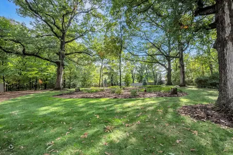 Exterior - 20937 Wolf Rd, Mokena, IL 60448 photo 12 of 20
