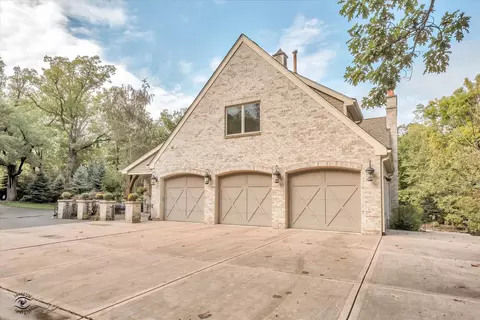 Exterior - 20937 Wolf Rd, Mokena, IL 60448 photo 18 of 20