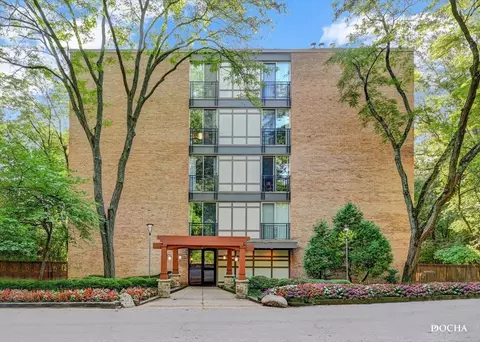 5800 Oakwood Dr #4F, Lisle, IL 60532