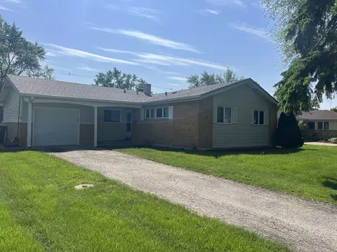 435 Morton St, Hoffman Estates, IL 60169 photo 2