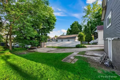 451 Ashland Ave, Elgin, IL 60123 photo 21