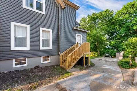 451 Ashland Ave, Elgin, IL 60123 photo 24