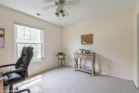 Bedroom - 586 Williamsburg Ct #B2, Wheeling, IL 60090 photo 1 of 1