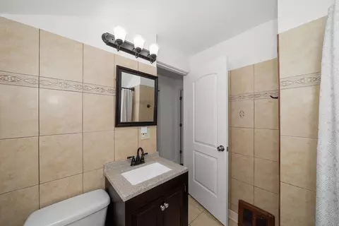 Bath - 2117 S 23rd Ave, Broadview, IL 60155 photo 1 of 1