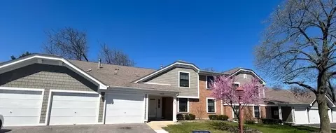 1468 Williamsburg Dr #A2, Schaumburg, IL 60193