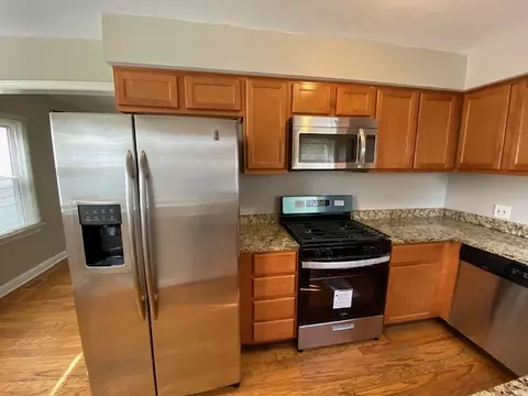 Kitchen - 17843 Roy St, Lansing, IL 60438 photo 2 of 2