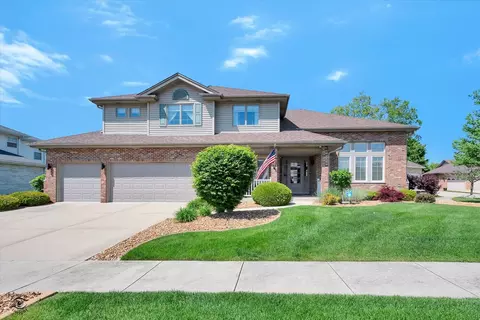 16502 W Courtside Dr, Lockport, IL 60441