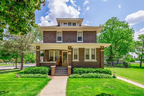 235 N Taylor St, Marengo, IL 60152