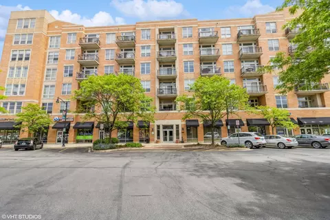 647 Metropolitan Way #411, Des Plaines, IL 60016