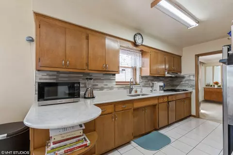 Kitchen - 1726 E 87th Pl, Chicago, IL 60617 photo 1 of 2