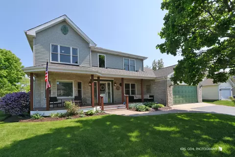 1262 Berkshire Ln, Barrington, IL 60010