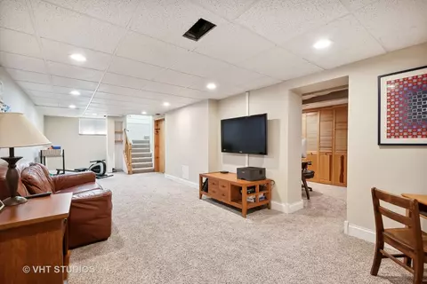 Other - 2731 Harrison St, Evanston, IL 60201 photo 3 of 4