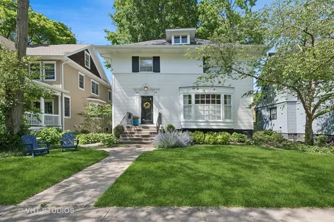 2731 Harrison St, Evanston, IL 60201