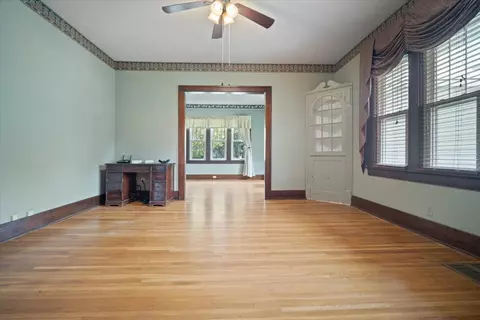 Living - 7 Hale Ct, Normal, IL 61761 photo 4 of 6