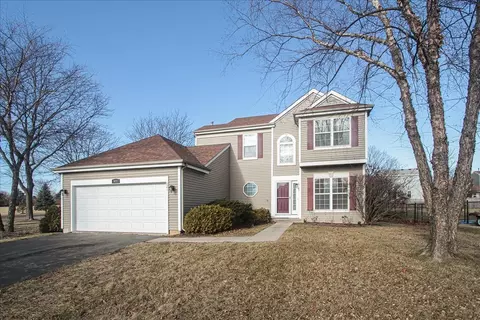 621 Joseph St, Lake In The Hills, IL 60156