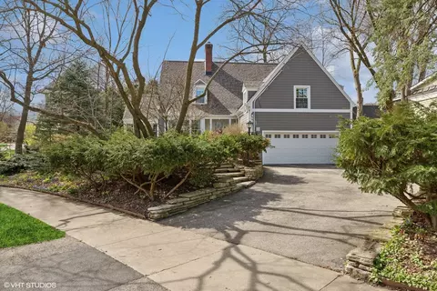 720 Pine St, Winnetka, IL 60093 photo 2