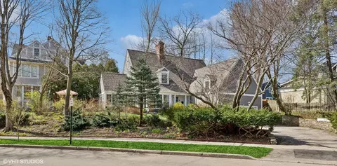 720 Pine St, Winnetka, IL 60093
