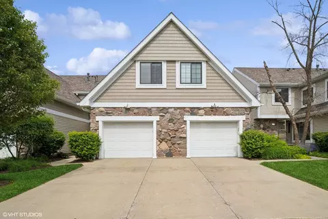 2543 Windsor Ln, Northbrook, IL 60062