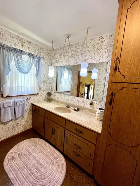 Bath - 148 E 3rd St, Depue, IL 61322 photo 1 of 2