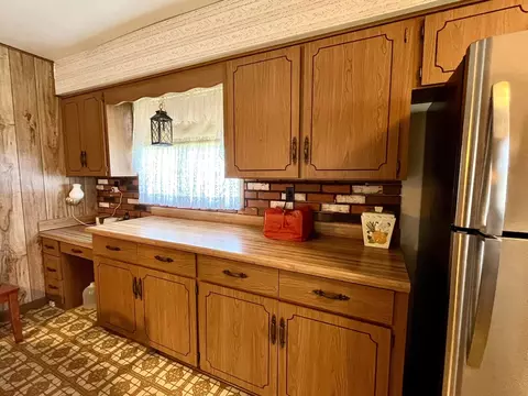 Kitchen - 148 E 3rd St, Depue, IL 61322 photo 1 of 6