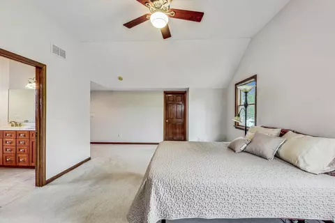 1329 E Bailey Rd, Naperville, IL 60565 photo 20