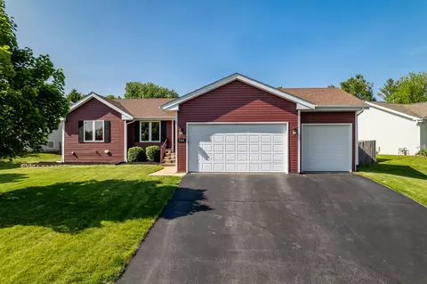 5354 Wagon Wheel Ln, Loves Park, IL 61111