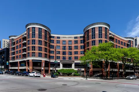 350 W Belden Ave #508, Chicago, IL 60614