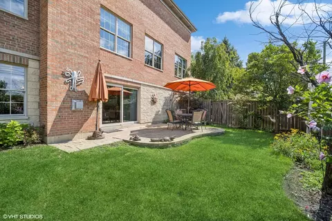 1717 Dewes St, Glenview, IL 60025 photo 23