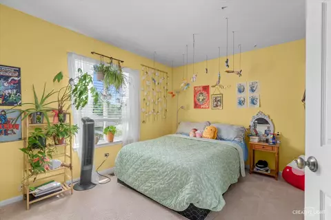 Bedroom - 252 Berkeley Dr, Bolingbrook, IL 60440 photo 3 of 3