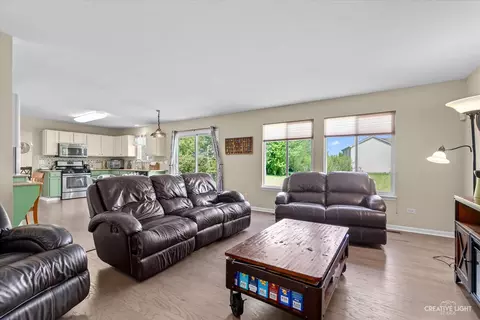Living - 252 Berkeley Dr, Bolingbrook, IL 60440 photo 2 of 2