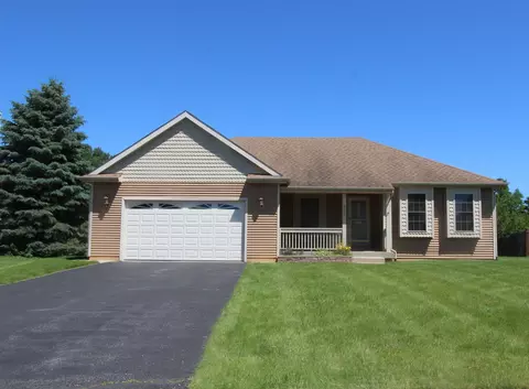235 Verbena Ln, Woodstock, IL 60098