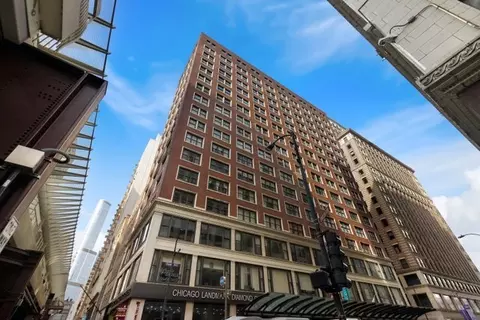 5 N Wabash Ave #402, Chicago, IL 60602