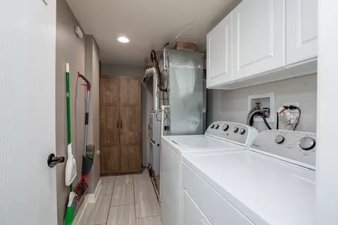 Other - 328 Springbrook Ln, Carol Stream, IL 60188 photo 3 of 4