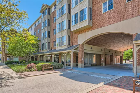 50 N Bokelman St #534, Roselle, IL 60172