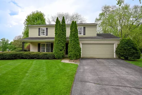 26 W231 Blackhawk Dr, Wheaton, IL 60189