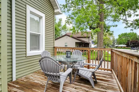 Exterior - 105 N Ames St, Cabery, IL 60919 photo 3 of 6