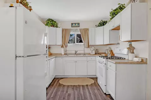 Kitchen - 105 N Ames St, Cabery, IL 60919 photo 2 of 4