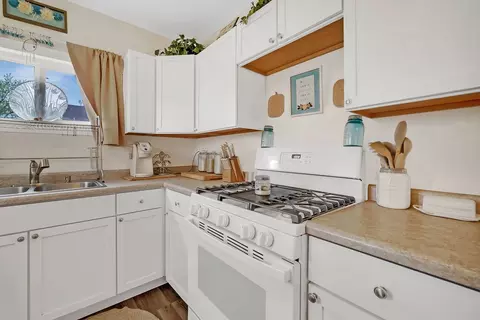 Kitchen - 105 N Ames St, Cabery, IL 60919 photo 3 of 4